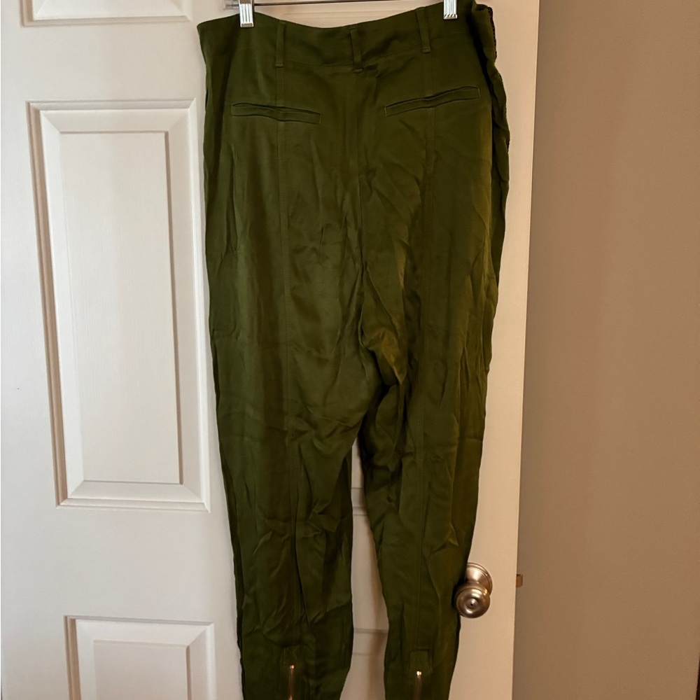 Anthropologie Diandra Pleated Joggers Green Pants Sz. 10Tall - Picture 16 of 16